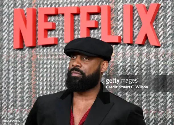 Finally! Tonight! <a href="/TheGentlemen/">The Gentlemen</a> with the brilliant series reg <a href="/Logankekoa/">Logan Dean</a> on <a href="/netflix/">Netflix</a>.
I’m ready 🥃🕴️