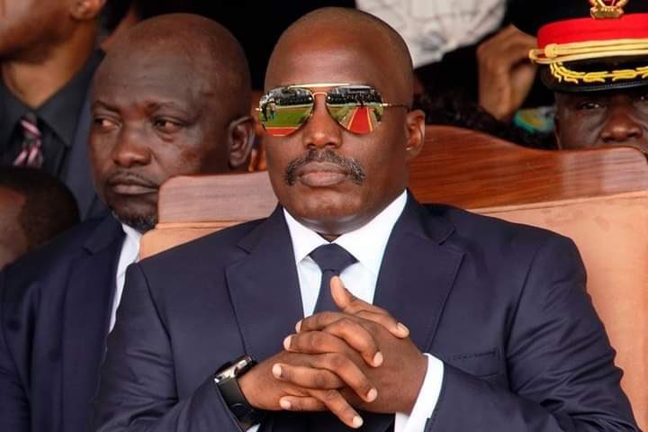 Stanislastwite's tweet photo. Le retour de #Joseph_Kabila au pouvoir libérera le Congo des dirigeants corrompus et injustes. https://t.co/ff2OOQg3ZU