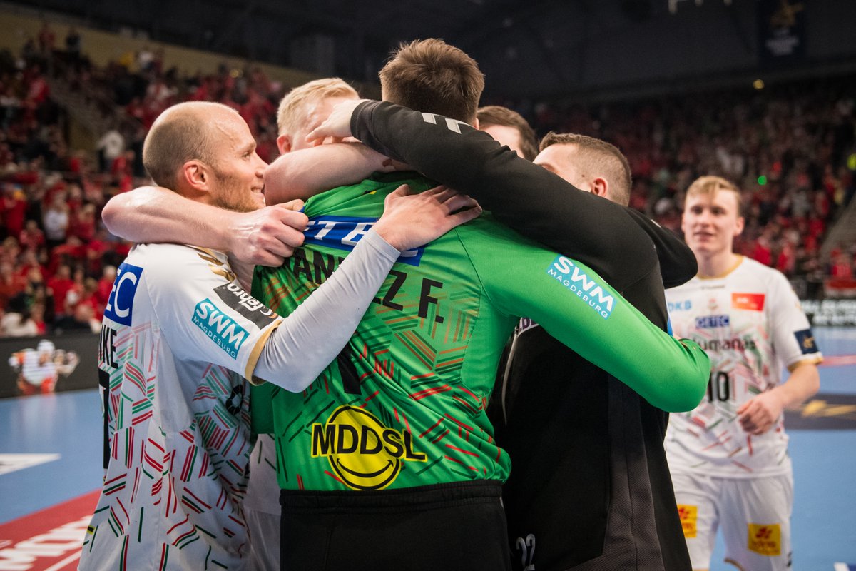 🫂
_____
#SCMHUJA 💚❤️ I  📸 Pekaroland