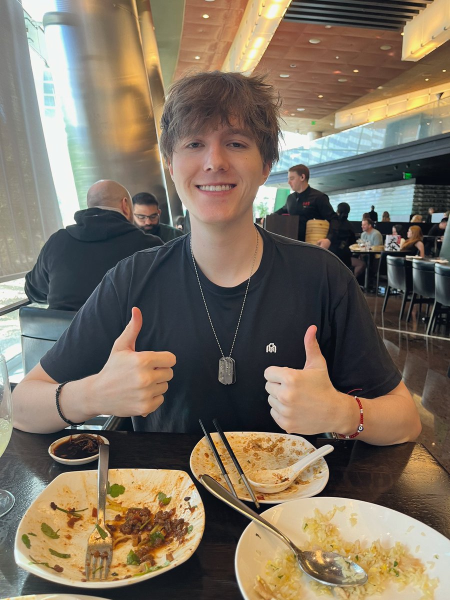 cassie ⋆ ˚｡⋆୨୧˚ tweet media