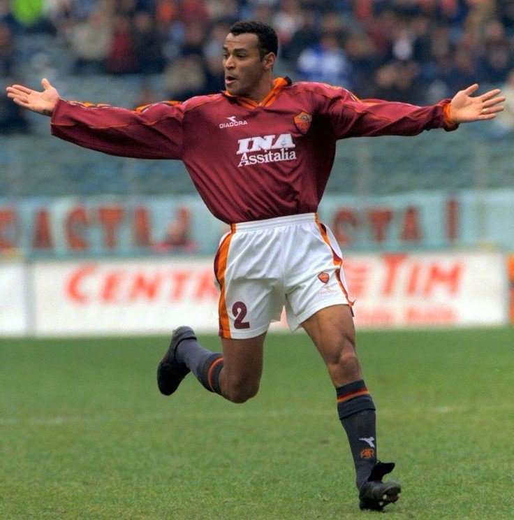 AndreaPecchia1's tweet photo. Celik stasera
#RomaBrighton #ROMBHA #ASRoma #EuropaLeague #UEL #DeRossi #7Marzo https://t.co/Sx2e2mAMCv