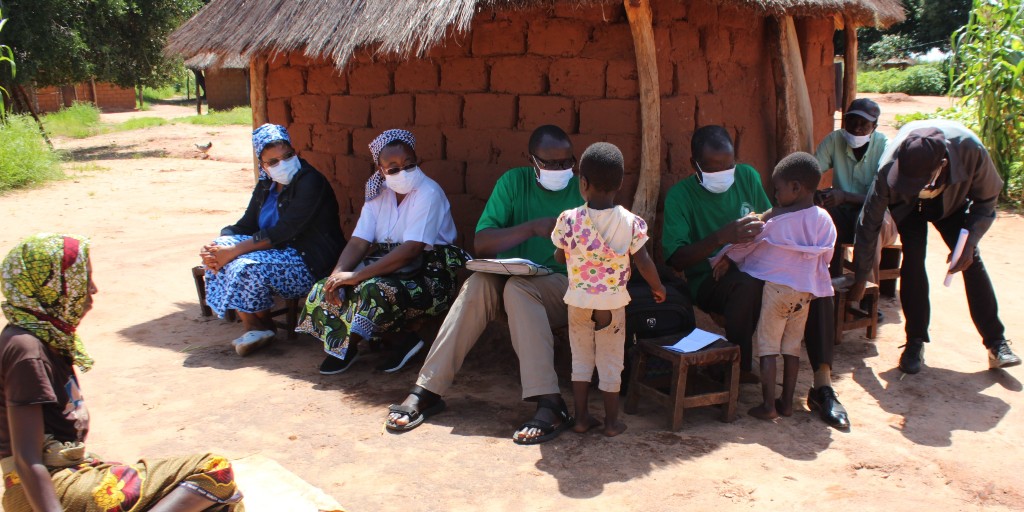 Did you know we provide medical aid all year, including in Zambia? From wheelchairs to syringes, we deliver much-needed supplies to health clinics and hospitals. Your support helps ensure individuals in need have access to essential resources. Learn more: hearttoheart.org/supporting-hea…