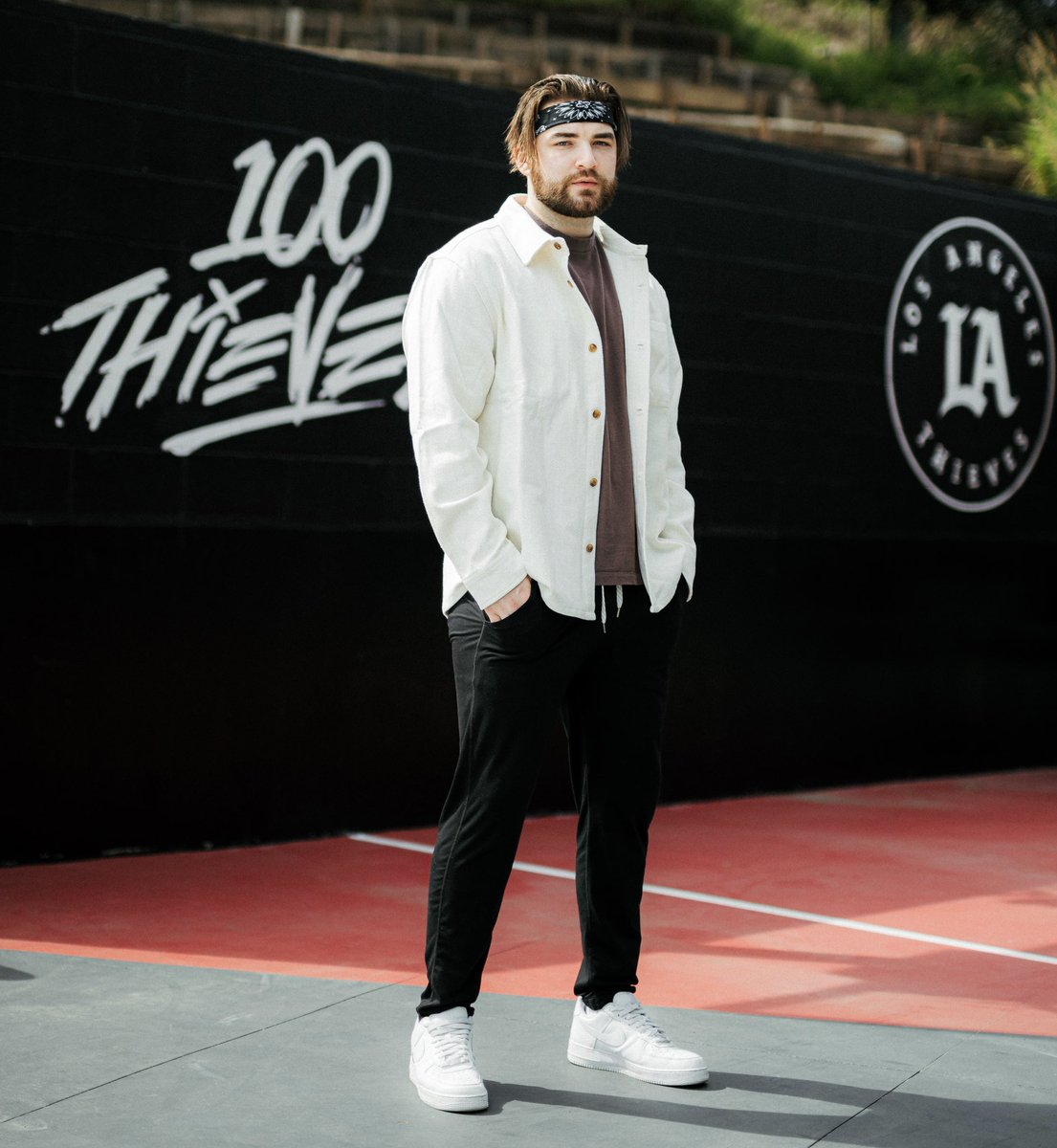 Joined <a href="/100Thieves/">100 Thieves</a> 👑