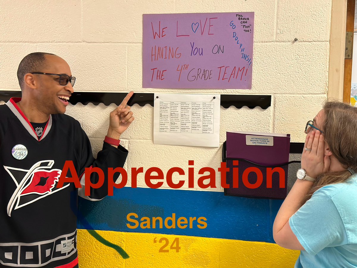 Sanders226Math's tweet photo. Always show appreciation for your team! #dolphins #wearebettertogether https://t.co/PX0SXIPjsd