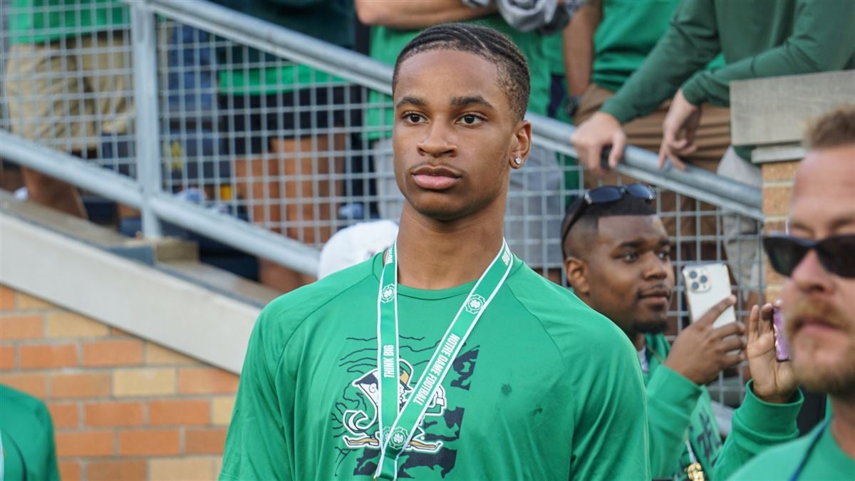 Quick note on #Top247 DB JaDon Blair. He has a Top10 that includes Maryland, FSU, PSU, Louisville, Michigan, Miami, Notre Dame, South Carolina, Wake Forest, VA Tech. However, Maryland is no longer in play for Blair. LSU has replaced them: 247sports.com/player/jadon-b… @247Sports