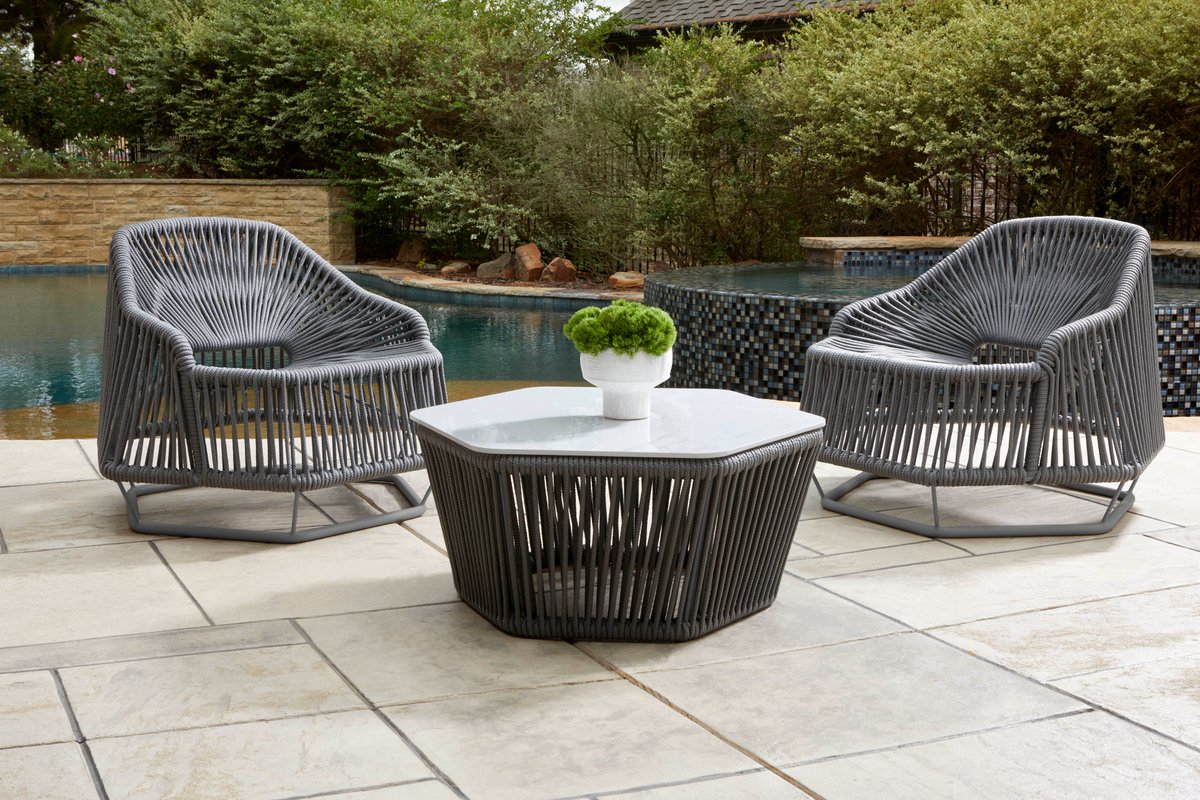 CyanDesignHome's tweet image. Poolside days just got better with our Hexagon Collection! 🌴 The grey nautical braided rope and white porcelain tabletop exude sophistication in your outdoor space. ☀️🌊

 #cyandesignhome #elevarbycyandesign #cyandesigntransformed #hexagoncollection