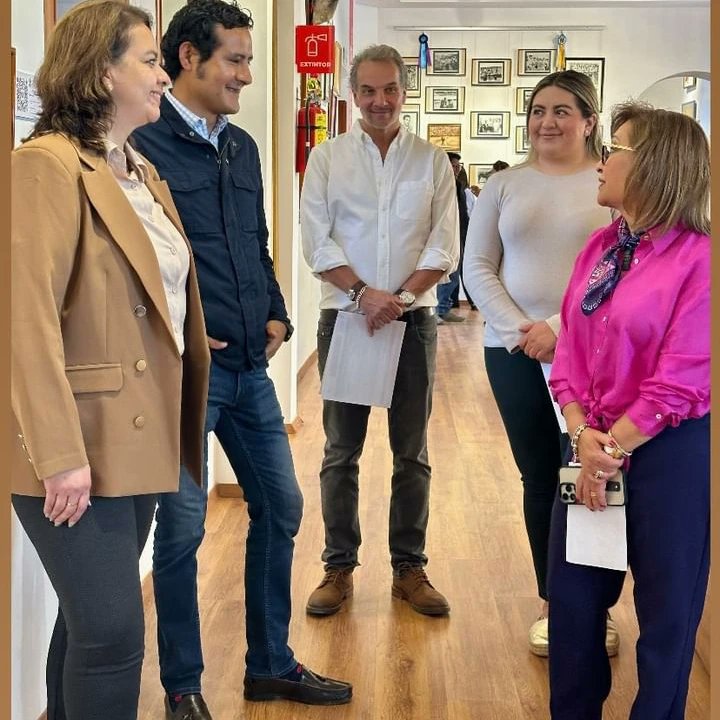 UnionTlx's tweet photo. ¡Olé!
La Gobernadora @LorenaCuellar @GobTlaxcala de visita en el Museo Taurino de Huamantla
@angelinodea 
👏👏👏👏👏👏👏👏👏👏👏 https://t.co/OCOrcmMaCC