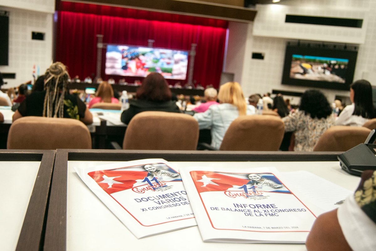 PartidoPCC's tweet photo. Retos y desafíos de las mujeres cubanas son analizados en el 11no Congreso de la FMC

Más información en nuestro Sitio 
https://t.co/KI1rCXK6vm https://t.co/E6Kvhve4ZV