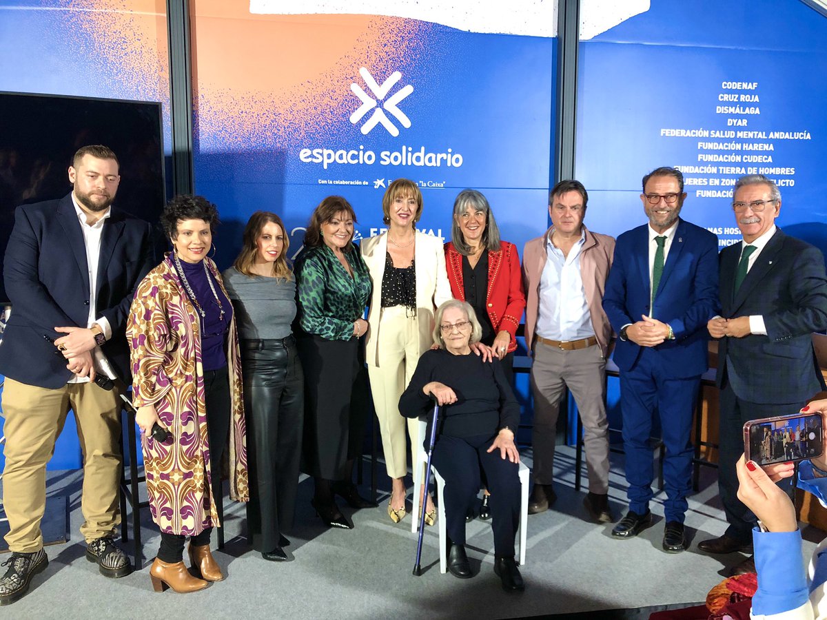 HospitalariasMG's tweet photo. Los dificultades de las personas mayores debido a la soledad y a la falta de conocimiento tecnológico se colocan esta mañana en el foco en el #espaciosolidario del @festivalmalaga 

🙌 Gracias a todos los que nos han acompañado y lo han hecho posible. https://t.co/0wdhjsbsyk