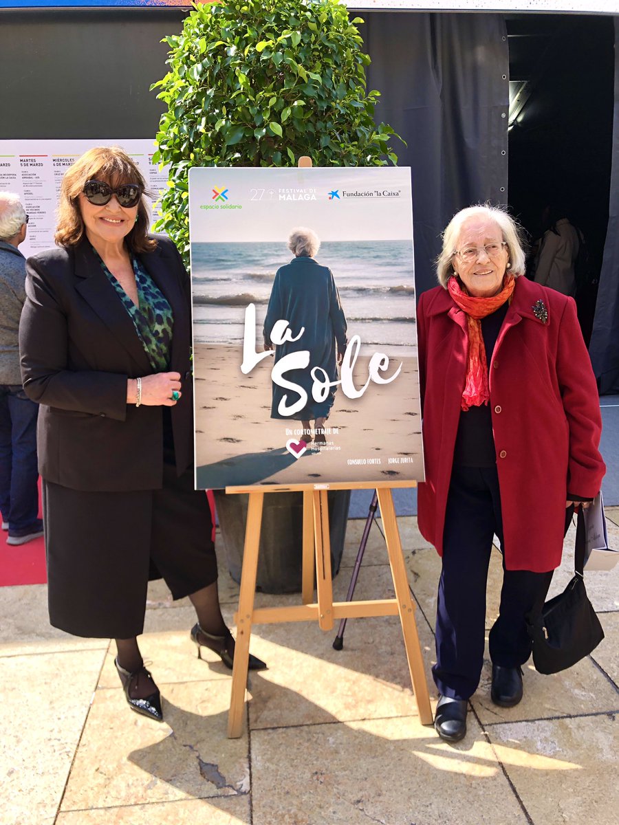 HospitalariasMG's tweet photo. Los dificultades de las personas mayores debido a la soledad y a la falta de conocimiento tecnológico se colocan esta mañana en el foco en el #espaciosolidario del @festivalmalaga 

🙌 Gracias a todos los que nos han acompañado y lo han hecho posible. https://t.co/0wdhjsbsyk