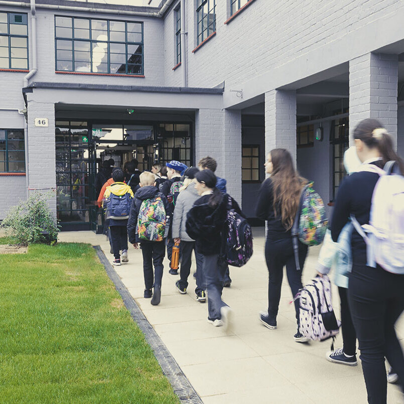 katypotts's tweet photo. https://t.co/7QcDa8Qvxi School Y6 (2 form) visiting @bletchleypark (Bursary funded) School Trip
unable negotiate discount £1000 for 35 minute journey London Northwestern Railway @LNRailway 
Surely education trips protected + discounted @networkrail 
@MartinSLewis any advice? https://t.co/EhT8WyLZcM