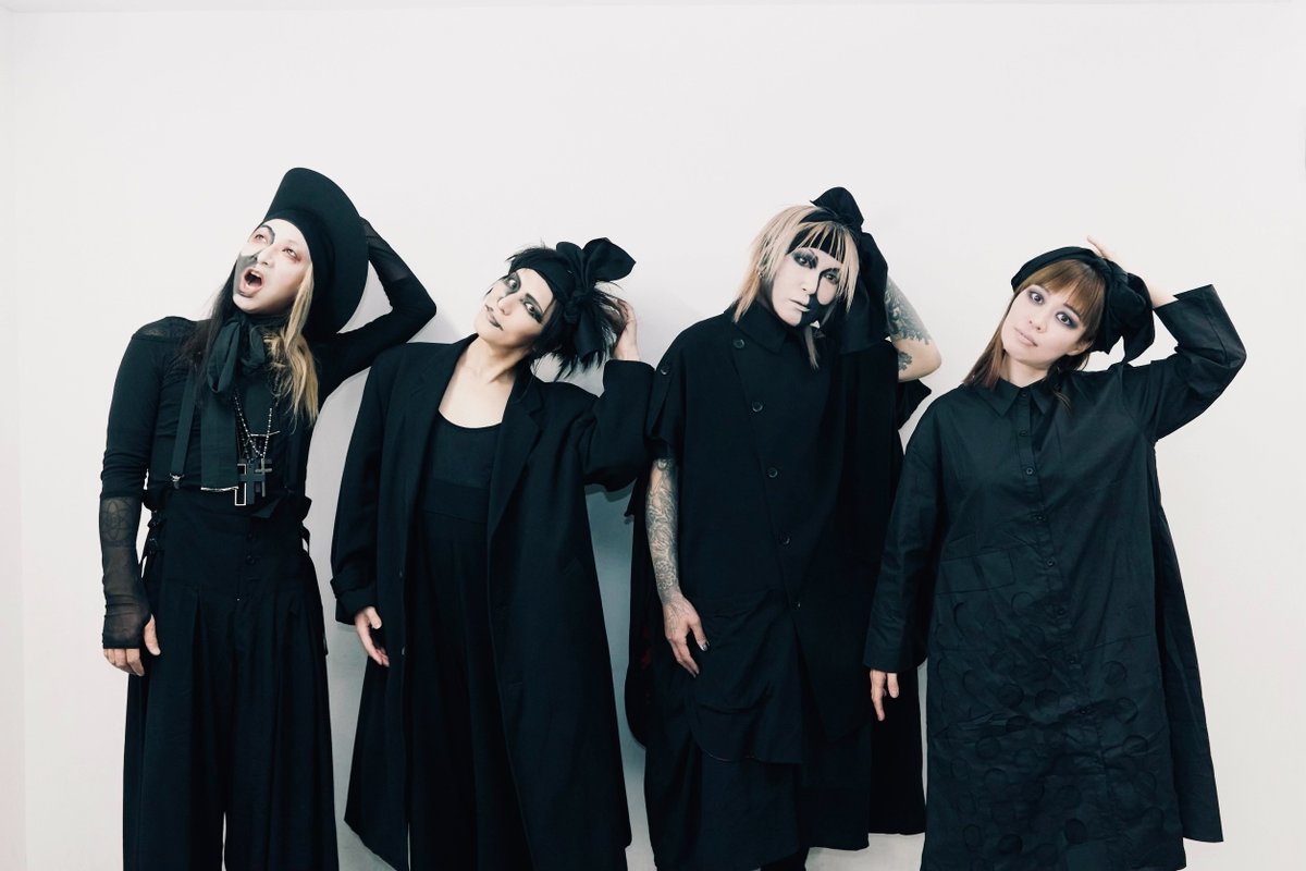 XAVAT_official's tweet photo. XA-VAT 
「T-V-AI-SHOW」  

2024.3.7 浅草花劇場day2

thank you📺

またいつかどこかで🦇
#XAVAT #ザバット https://t.co/0ffw3RK5qU