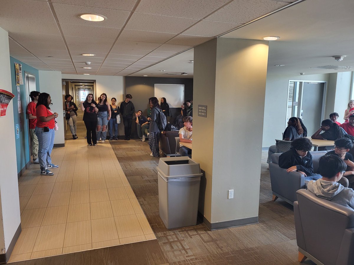 Had a great time on our campus tour of the University of Houston. <a href="/DHS_Vikings/">Dulles High School</a>