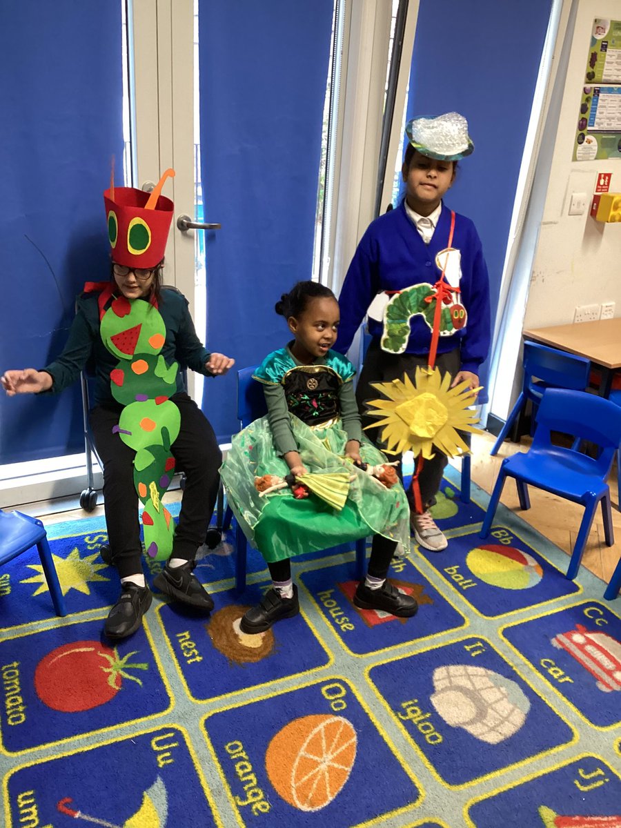 CJ_ComGrp's tweet photo. #worldbookday #dressingup #creativity #Englishlesson #Theveryhungrycaterpillar #inspiration https://t.co/S8XDa1E1cr