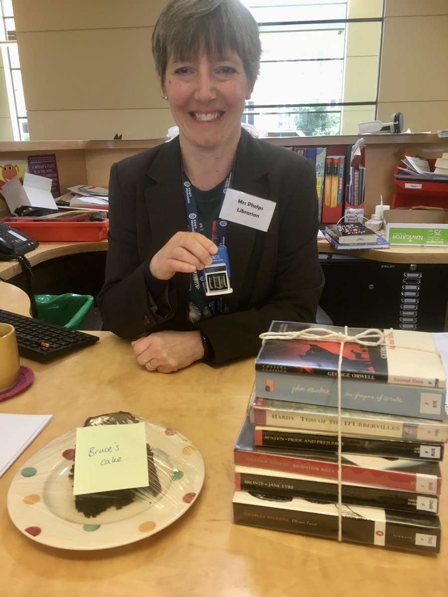 KSWLibrary's tweet image. Some literary characters turned up at school today, to attend our @WorldBookDay lunch. It was possible to spot Beatrix Potter, Mrs Phelps (from Matilda), a magnificent Father Brown (G K Chesterton's fictional priest and detective) &amp;amp; Mrs Banks from Mary Poppins!
#WeLoveReading