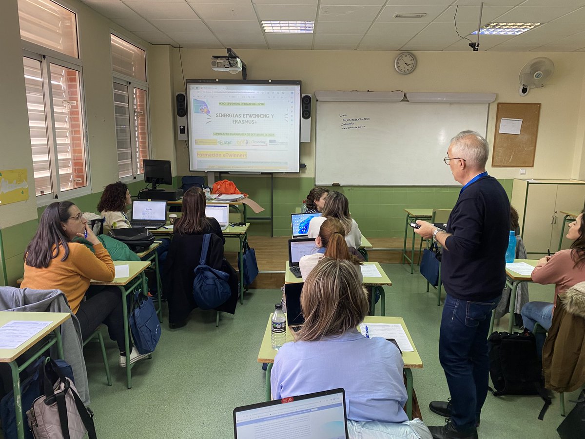 ➡️🗣️📝 Talleres formativos Jornadas eTwinning con los embajadores <a href="/eTwinnico/">etwinnico</a> 
1️⃣ Primeros pasos en eTwinning
2️⃣ Ya camino en eTwinning: eTwinspace
3️⃣ Calidad en eTwinning 
4️⃣ Integrando eTwinning en el currículum 
5️⃣ Herramientas TIC
6️⃣ eTwinning &amp; Erasmus+
#JornadaseTwinningRM24