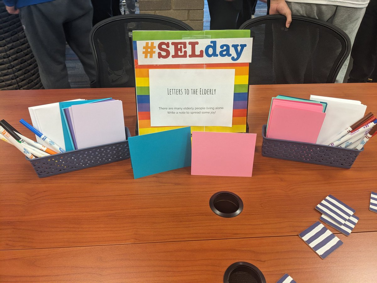 Andrea Caporale aka Mrs C tweet media