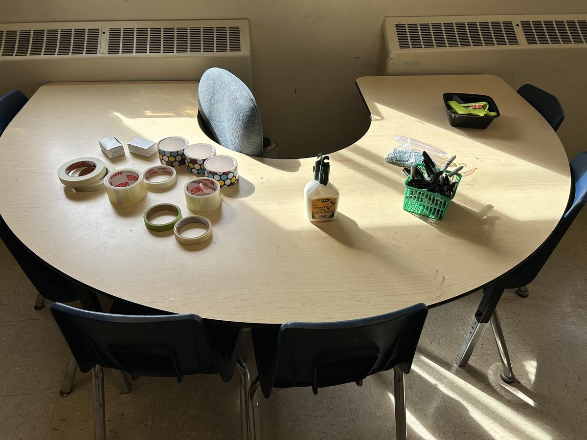 mllemolzanclass's tweet photo. We are ready for Makerspace 2024! @KingsvilleCobra @cobrasLS https://t.co/b4iZFwhu9U