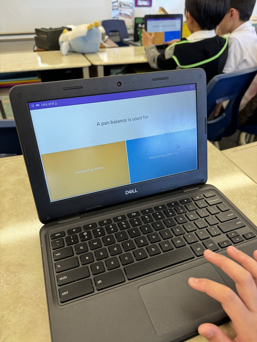 msbarone_'s tweet photo. Students put their knowledge of Mass and Capacity to the test with a fun blooket challenge this morning! ⚖️🌟 https://t.co/O30KbIHYwQ
