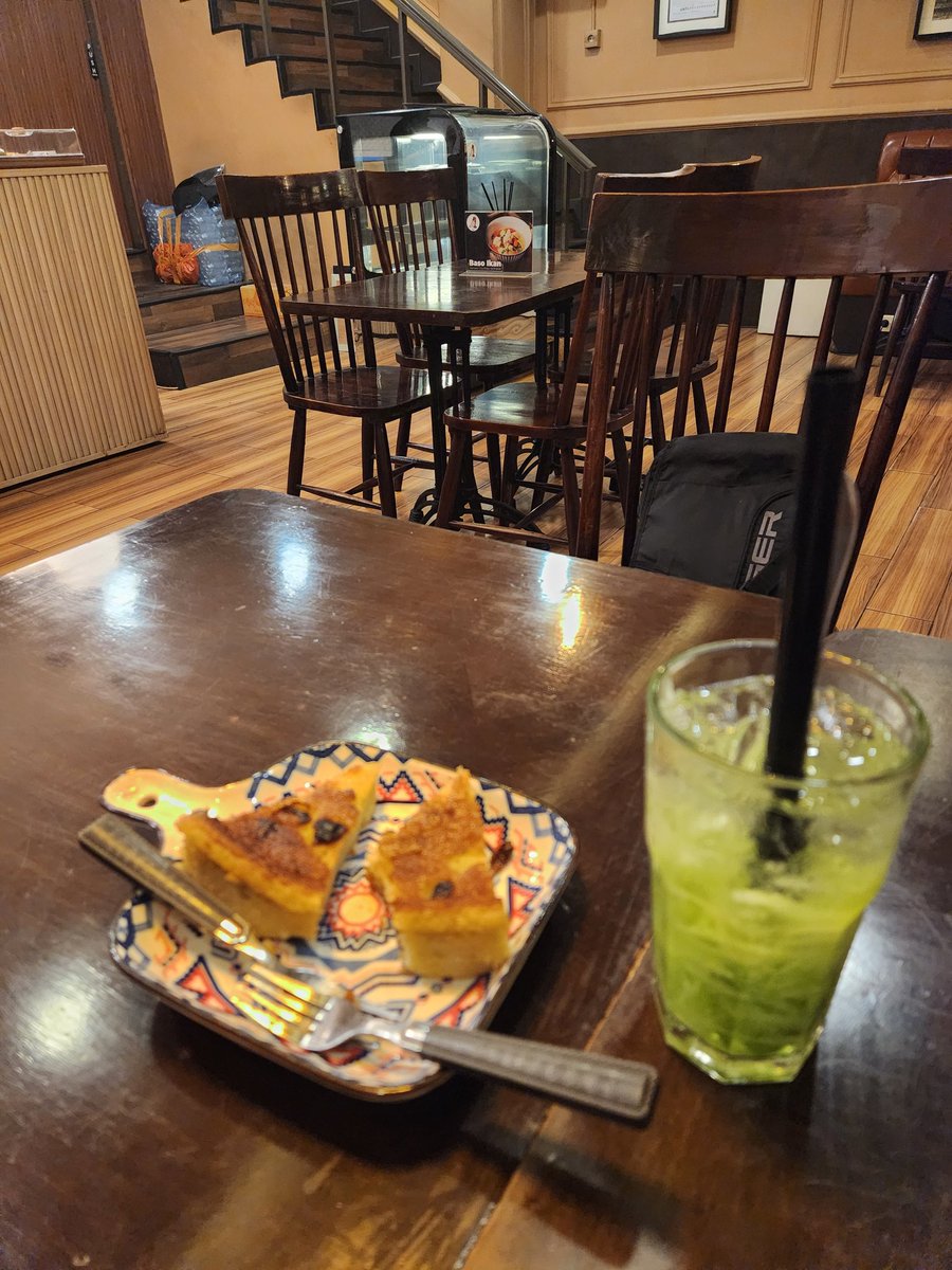 Prodigyku's tweet image. Kue ade serut timun.