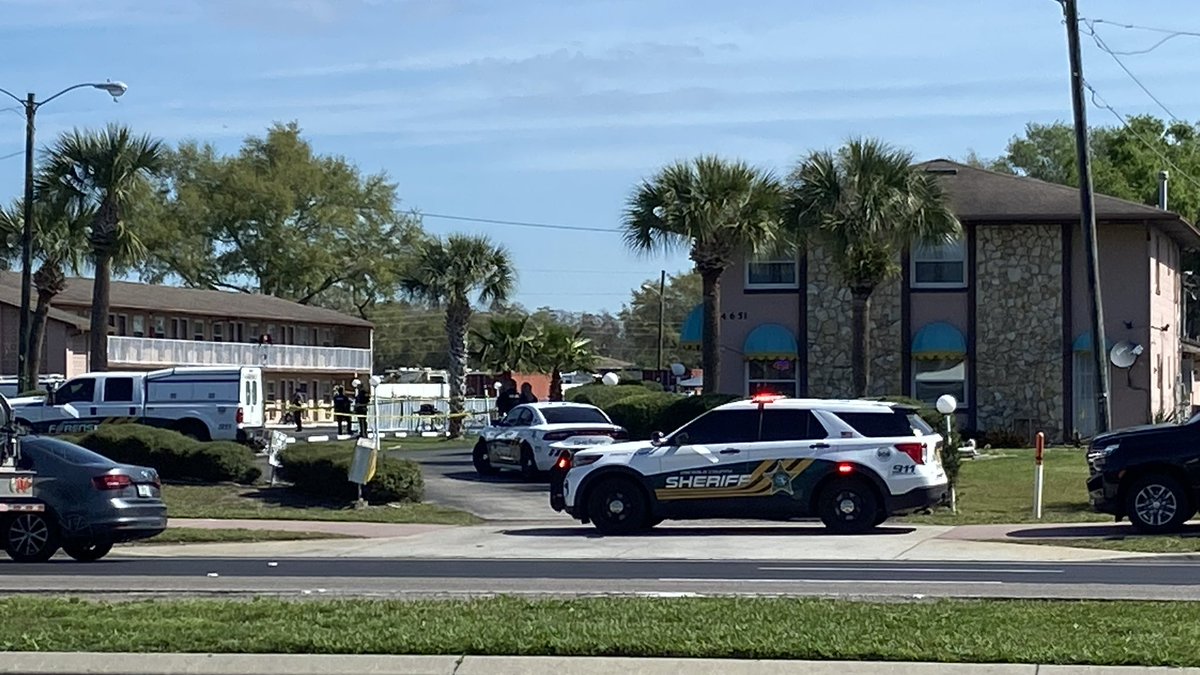 #BreakingNews <a href="/OsceolaSheriff/">Osceola County Sheriff's Office</a> deputies have Knights Inn on US-192 surrounded and covered with crime scene tape. Residents tell us they heard gunfire early this morning. Waiting to get the latest info from detectives. Watch <a href="/WFTV/">WFTV Channel 9</a> for more.
