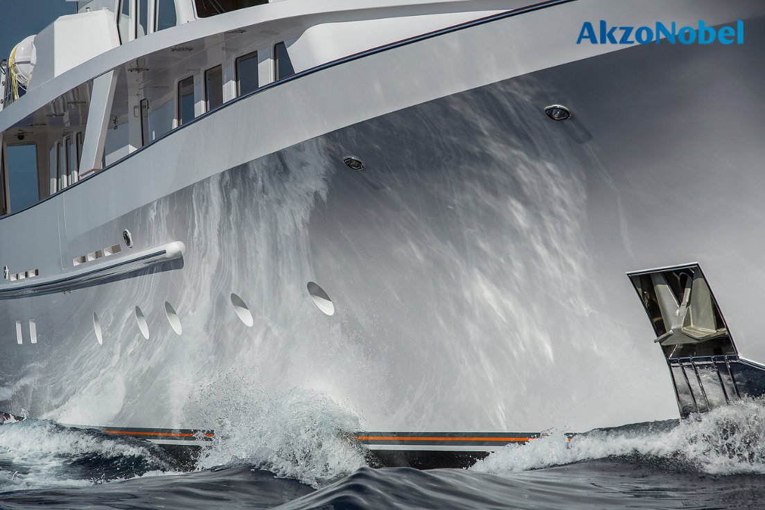 AkzoNobel's tweet image. Our #Awlgrip HDT yacht coating is the first topcoat to receive a #sustainablesolution stamp of approval from the Water Revolution Foundation. Verified after rigorous analysis into its lifecycle, it now features in a database of environmentally conscious products for superyachts.