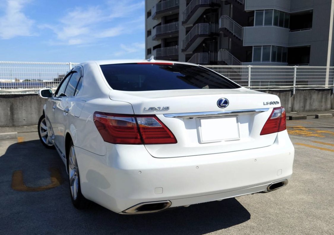 cJJdYdy6hY6013's tweet photo. 個人分割可能
ローン通らない方🉑
⭐️50万円⭐️
自動車基本情報
メーカー名
レクサス車種名
LSハイブリッド
グレード名LS600h バージョンS Iパッケージ
年式平成23年 (2011年) 9月
走行距離128,100 km
車検有効期限令和6年9月

#車　#売ります https://t.co/uIIFTPEFUD
