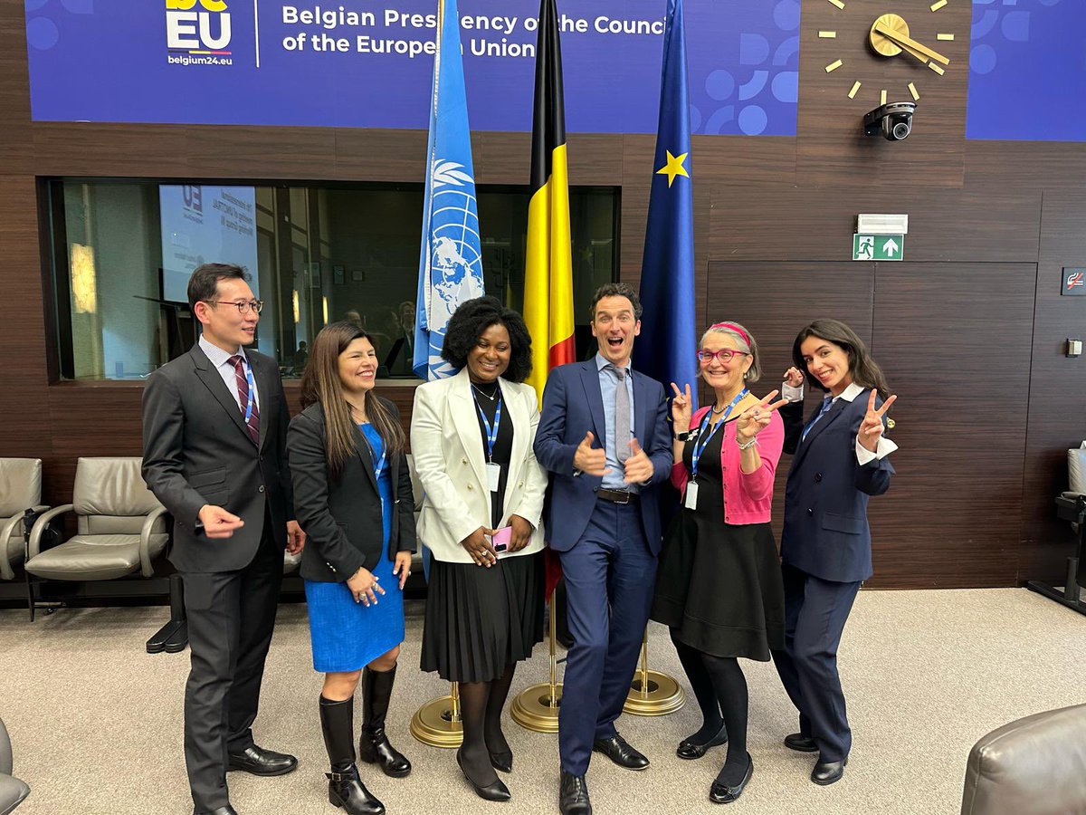 An advisory centre on international investment dispute resolution? 

uncitral.un.org/en/multilatera…

It is happening

Draft statute is out &amp; being finalized

Moderated a panel on the topic here in Brussels part of the UNCITRAL WGIII process

Fun crowd &amp; great panelists 🤩