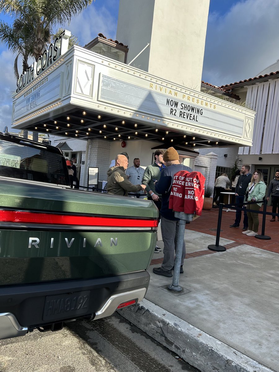 Rivian’s R2 Reveal is on the marquis, but the EV company’s future is the story on the mind of investors. Don’t miss Rivian CEO RJ Scaringe First on CNBC today on ⁦@PowerLunch⁩ $RIVN