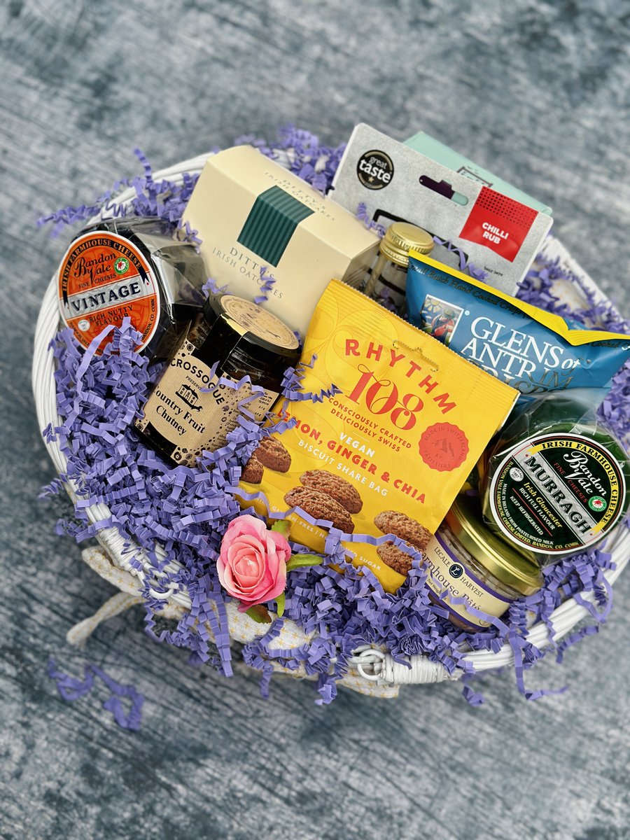 BasketsGalore's tweet photo. Today's Gift Basket Of The Day is "Cheesy Sunshine Basket"

https://t.co/3AX3gtkbPb

Follow &amp; RT to enter #prize draw to #win a Gift Basket. More info via our blog.

#dailydispatch #gifts #competition #giftbasketsrule #mothersdaygifts #giftsformum https://t.co/LS7V8oFP5n