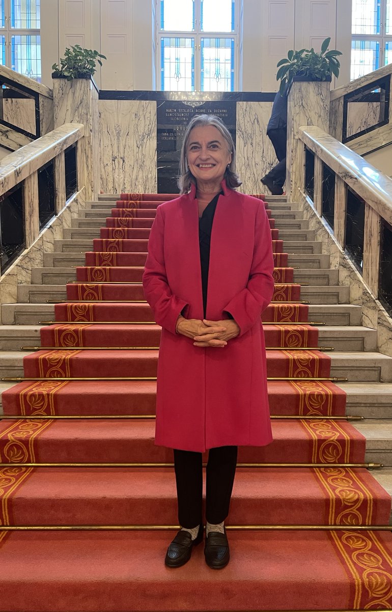 FrancesBiophys's tweet image. Today is #IWD2024 and I have been thinking about the young girls who may be aspiring to take up careers as #WomenInScience. Here's a letter from myself at the Croatian Parliament (sabor.hr) to a young me, with some advice that may have been helpful along the way.