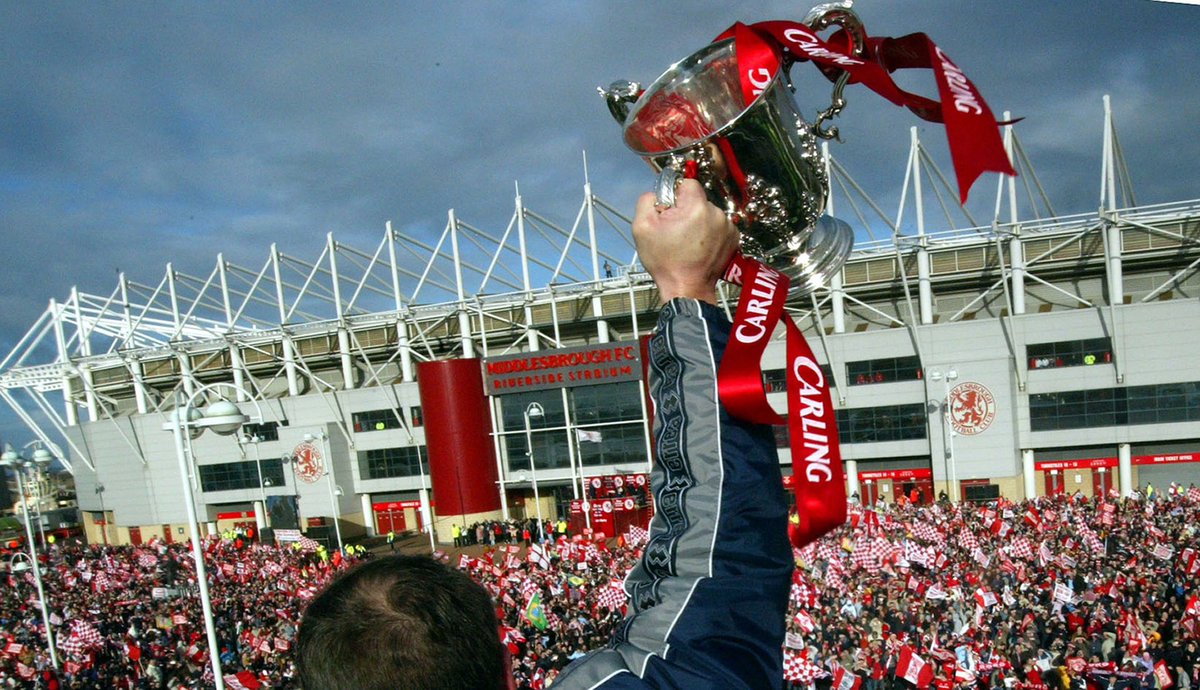 #OTD in 2004, Boro paraded the Carling Cup around the jubilant streets of Middlesbrough 🏆🔴⚪️