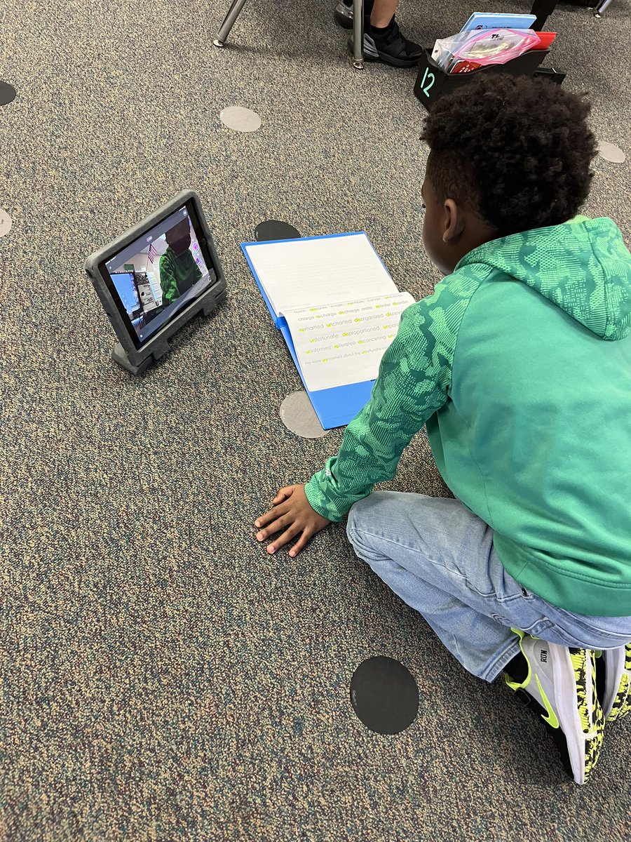 A group of great <a href="/NESBlazers/">Northbrook Blazers</a> readers practiced blending lines with a new tool today, <a href="/MicrosoftFlip/">Flip</a>! Students were able to record and then listen back to hear themselves read. They are excited to jump in again and use it with their next set of words!