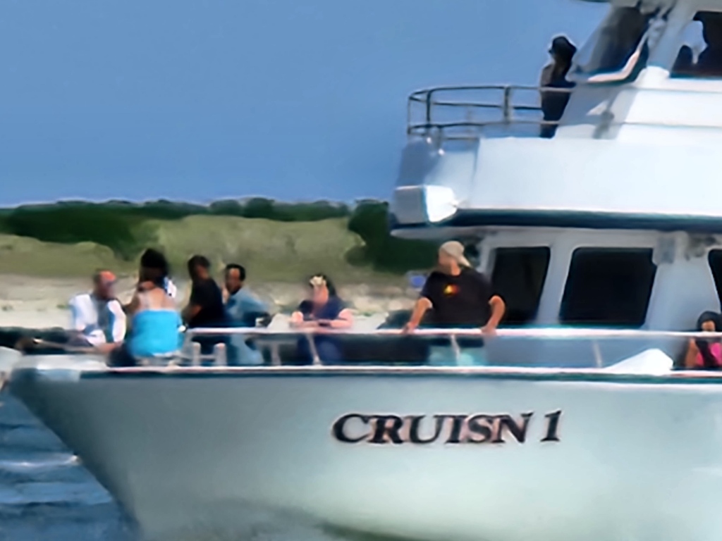 ACBoatRides tweet media