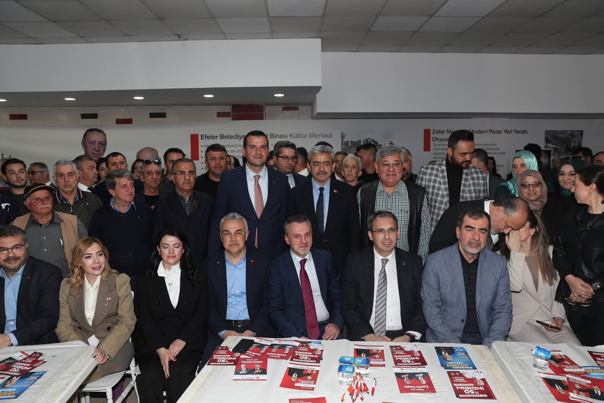 Aydın programımız kapsamında Efeler İlçesi Seçim Koordinasyon Merkezi’mizin açılışını gerçekleştirdik. Milletimizle bir araya geldiğimiz, belediyecilik vizyonumuzu anlattığımız Seçim Koordinasyon Merkezi’mizin hayırlı olmasını diliyorum. 

Cumhur ittifakımızın Efeler Belediye