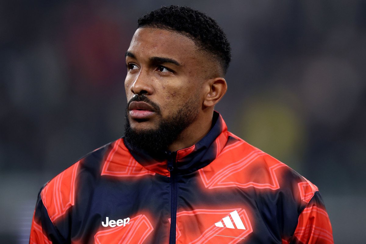 🚨 Behind the scenes, Manchester United have held talks with the entourage of Juventus centre-back Gleison Bremer. United have travelled ‘several times’ to watch Bremer in action this season. #MUFC [Il Bianconero via <a href="/Sport_Witness/">Sport Witness</a>]