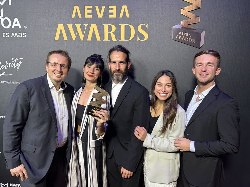 WeAreMCI's tweet photo. February blew us away at @wearemci!  Packed with awards, electrifying kick-off meetings, and groundbreaking work, it was a month to remember! 

Now, lets have a look at our top social media moments from across the globe. 🌍✨. 

Contact us 🔗: https://t.co/jkAxeTcwbH https://t.co/q1X6JNBxSQ