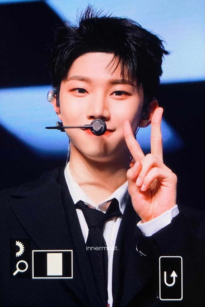 innermosthw's tweet photo. 240307 현우 화이팅 👍🏻 

#싸이커스 #xikers
#현우 #최현우 #HYUNWOO https://t.co/p8vzM3dhP4