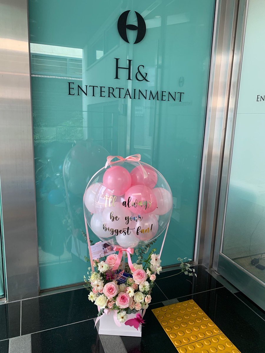 NooPangPond's tweet photo. I'll always be your biggest fan and cheer you on every step of the way. 
#kimwooseok #김우석 #คิมอูซอก 

Your Nia Forever
PPNN 💕 https://t.co/U6Ph8xQ5Bd
