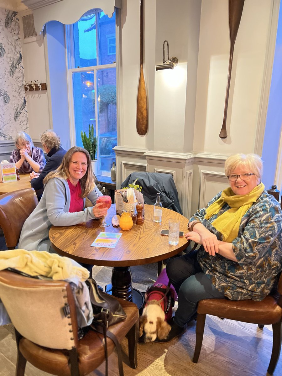 lesleydfields's tweet photo. This time last year I was enjoying a splendid visit with these too lovely Lancashire Ladies ♥️♥️♥️ #historee #TheBestMemoies Miss you terribly @MsRoseCavalier https://t.co/aEeqwY88ZN