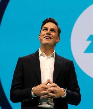 A week after laying off 670.employees, EA CEO Andrew Wilson says the company is embracing AI, believes it will impact 69% of the company's development pipelines, and allow people to spend 6 days in work that used to take 6 months  techraptor.net/gaming/news/ea…