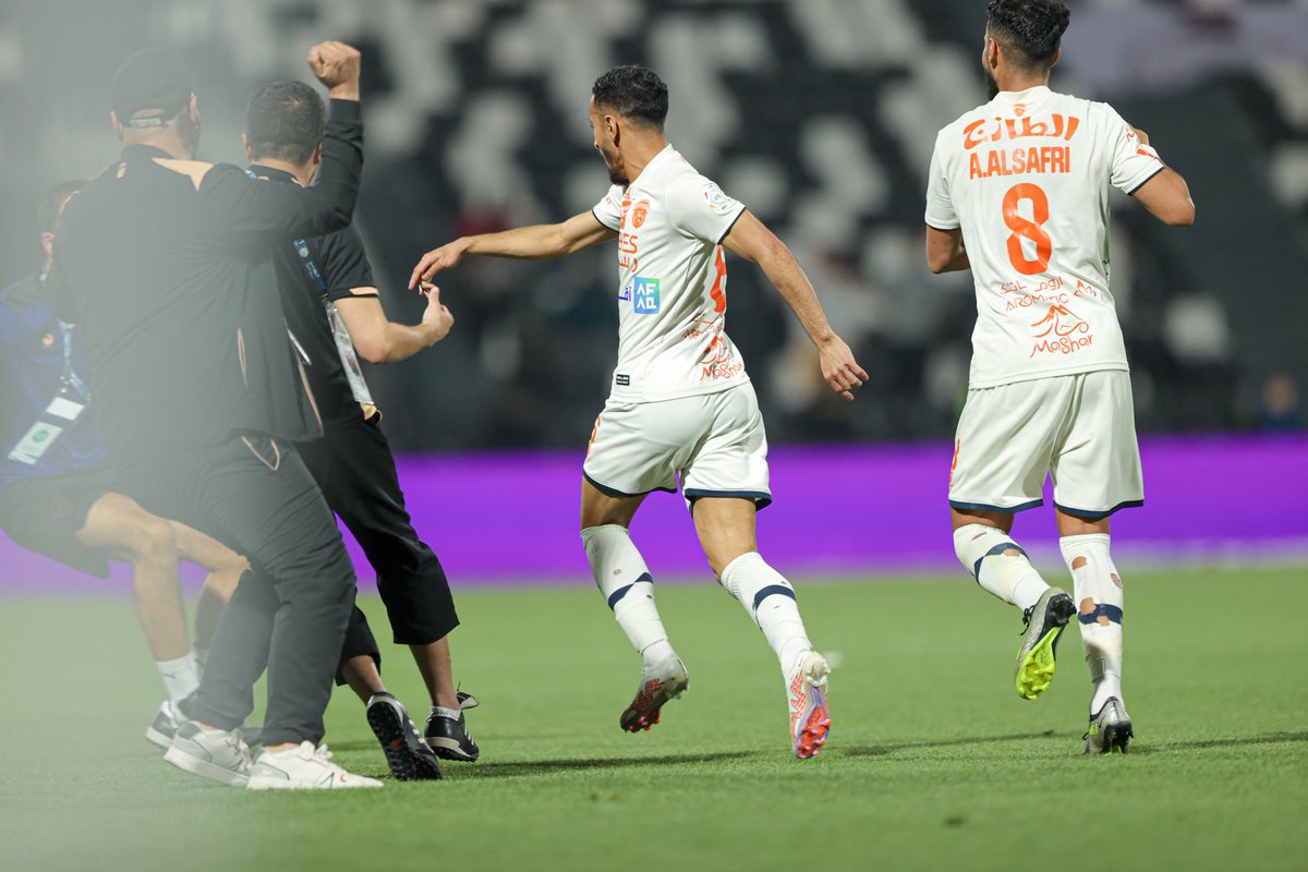 AlfayhaSC's tweet photo. 📸|🧡
أيّ زيدان .. حاسم وفنّان 💪🏻🤩
#الفيحاء 
#مع_الفيحاء 
#الشباب_الفيحاء 
#yallaRSL https://t.co/JbapzDlcGS