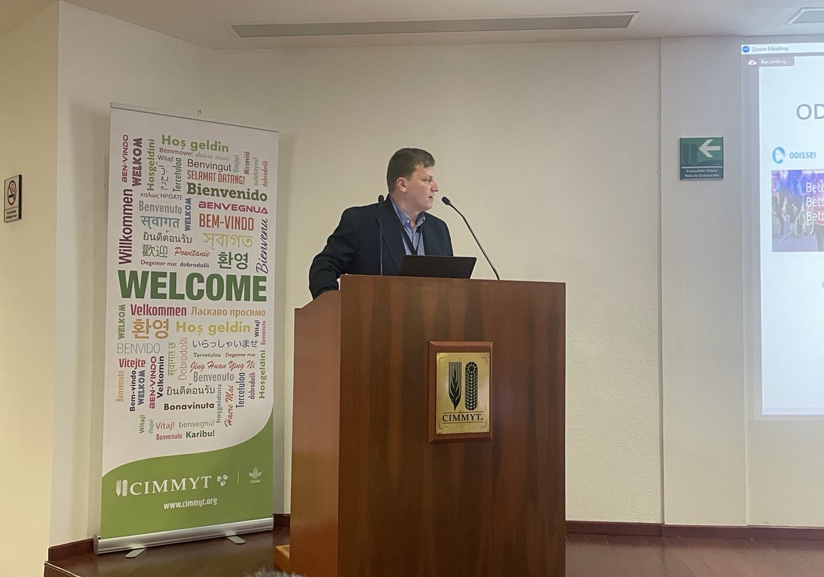 CeesH_DANS's tweet image. My highly esteemed colleague Slava presenting “Everything Data” on his AI work, a dataset on the Dutch &quot;huurwoningen&quot; system in the DANS Data Station SSH as one of his use cases.... #Dataverse2024 @4tykhonov @DANS_knaw_nwo