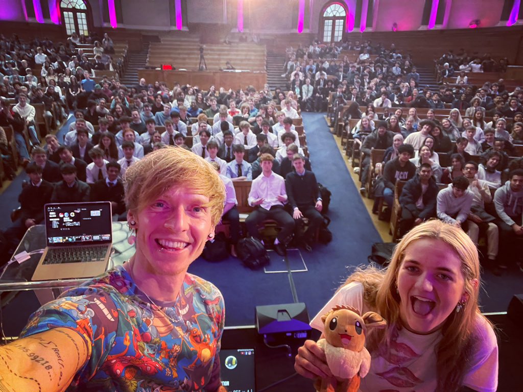 WE CAUGHT EEVEE!! Thanks as always to all the A-level students @edu_in_action for being such a great audience. Now you know all about the dodgy maths in the Pokédex, I hope you can still enjoy playing the game!!