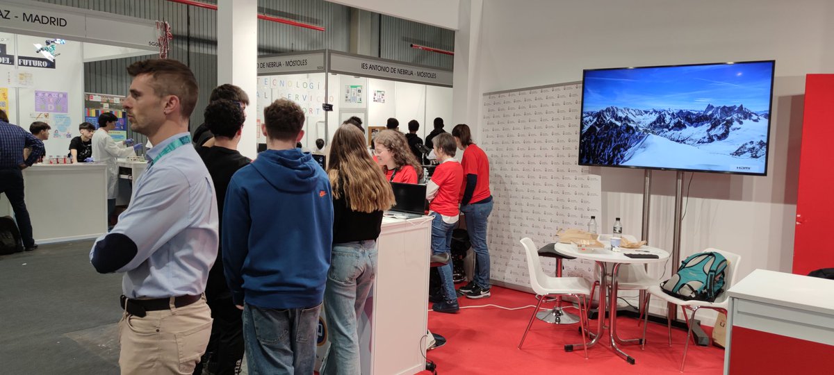 Pollutwin tweet media