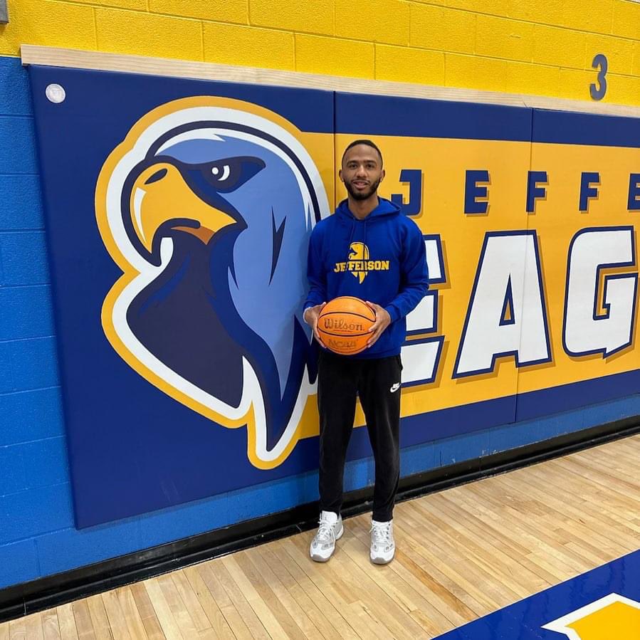 Congratulations to Ted Mitchell for being named the next head boys basketball coach at Jefferson Middle School!  Go Eagles!  💙🦅💛🏀