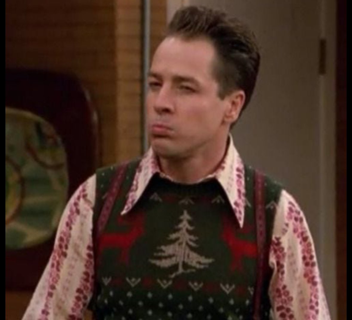 ZmoranZ's tweet photo. @clownworld She reminds me of the character from 3rd rock from the sun https://t.co/zPgGBR3bk7