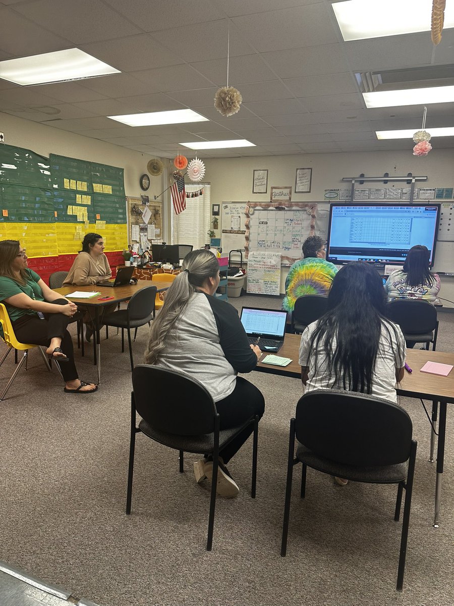 ZavalaElem's tweet photo. Targeted Small Group Instruction PLC ! Thank you for sharing Angela Dominguez! #Zavalastarz #plctime https://t.co/8WOuvsytb9