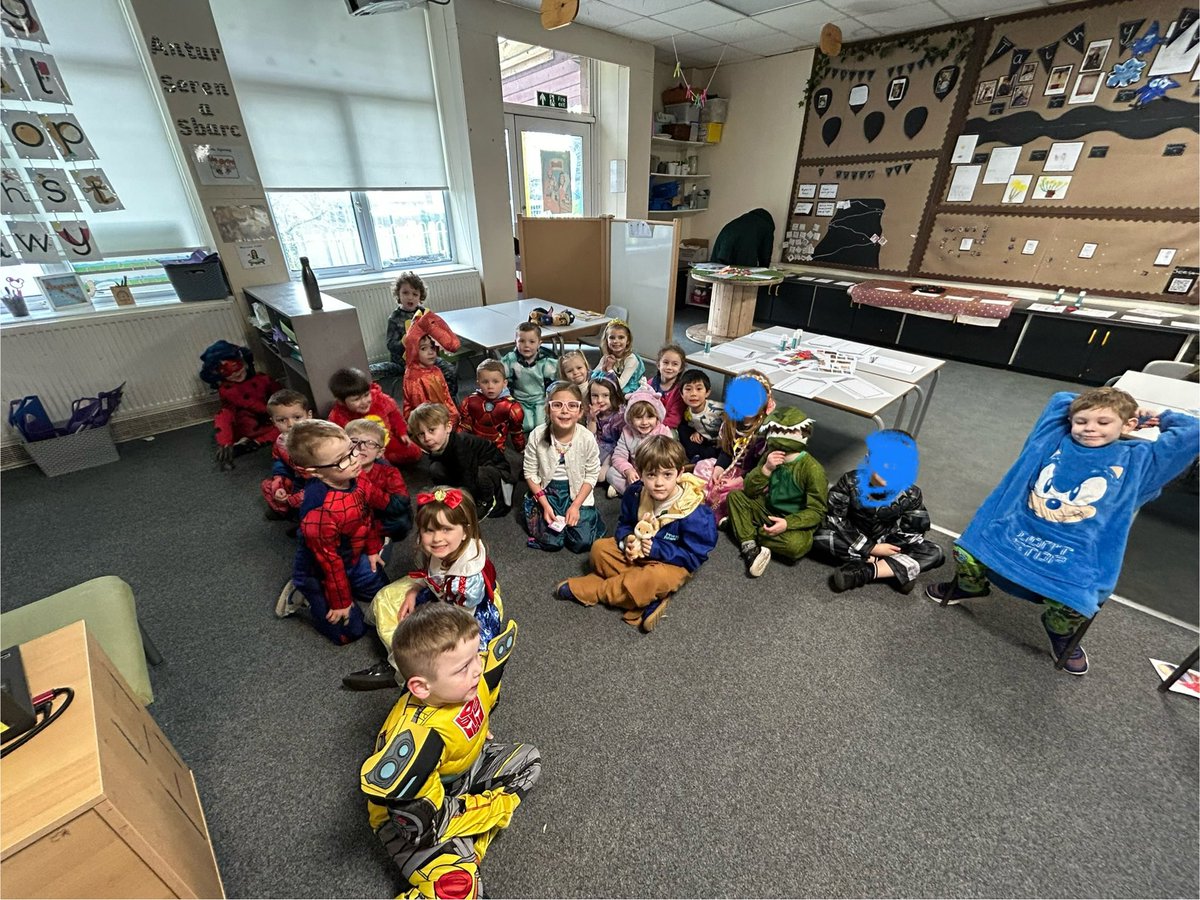 Dosbarth Derbyn tweet media