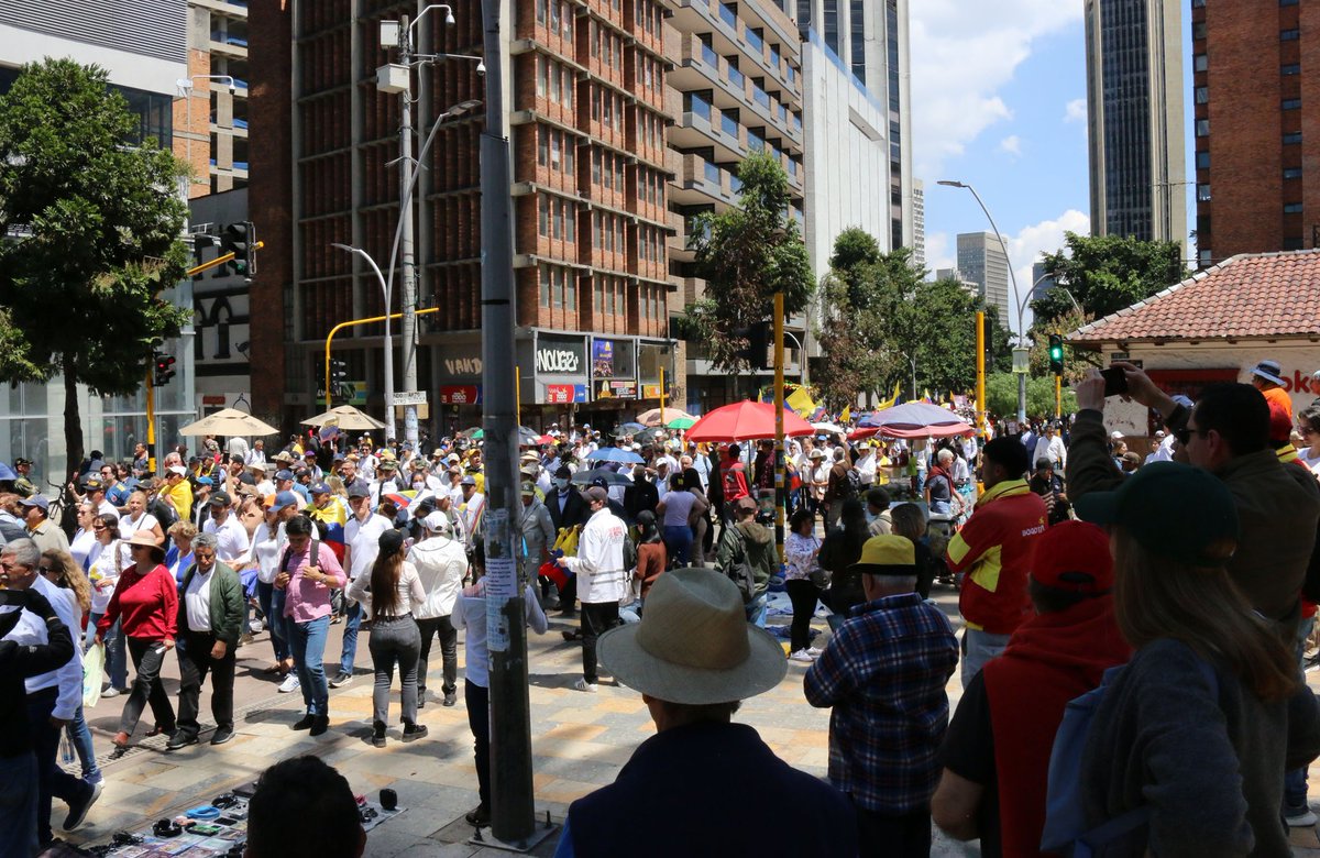 Poetadcortadera's tweet photo. #TodosALasCalles6M
#TotalExito https://t.co/UUtt1yO1GE
